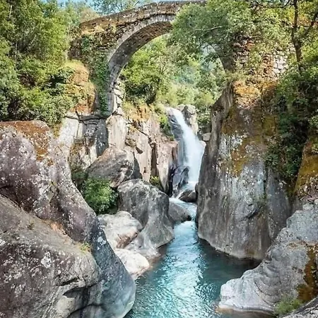 Oliveiras Misarela House * Vila Nova (Vila Real)