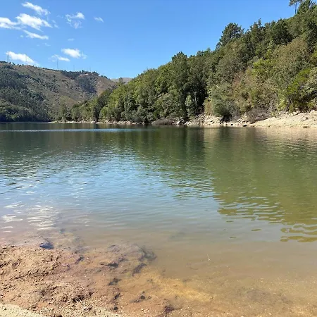 Oliveiras Misarela House * Vila Nova (Vila Real)