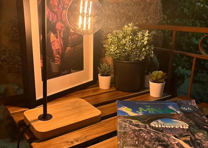 Oliveiras Misarela House *